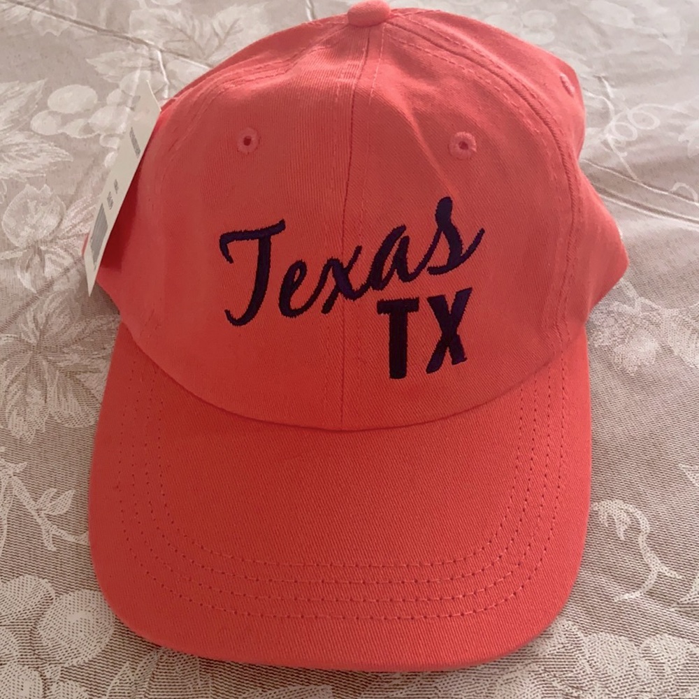 Paramount Apparel Texas hat. Brand New coral, Adult S/M